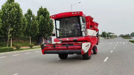 花生機(jī)收兩種路線(xiàn)，中聯(lián)收獲獨(dú)占鰲頭。中聯(lián)收獲憑借一己之力將花