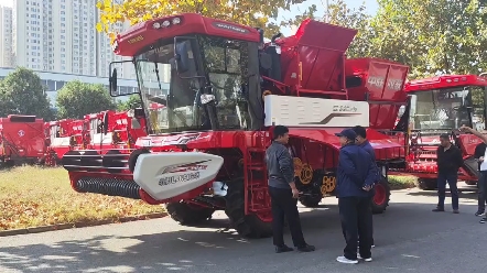 中聯收獲，三十年敬業精神的傳承與發揚，對產品負責，對用戶負責